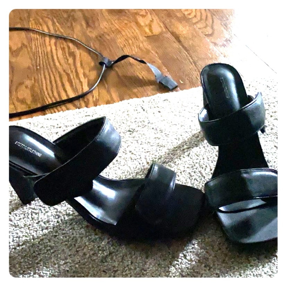 Sandal heels